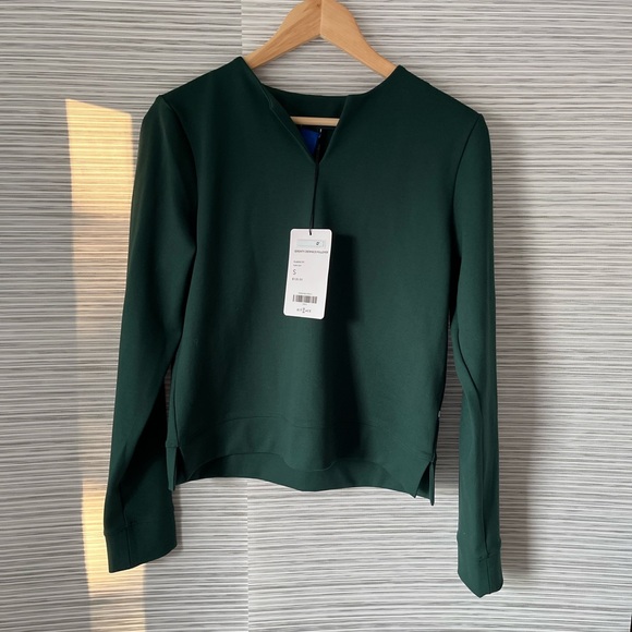 Kit and Ace crewneck pullover green shirt - Picture 1 of 13